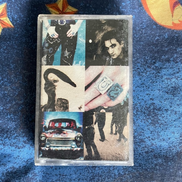 U2 Achtung Baby cassette tape - Picture 5 of 5